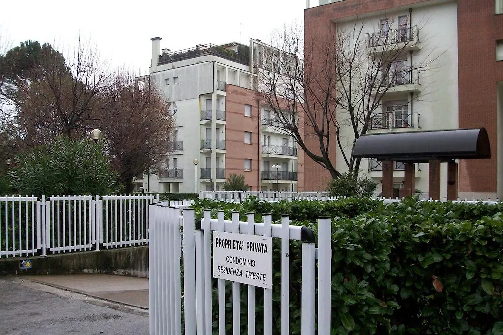 Luxury House B&B Bassano del Grappa 0*,  Italia