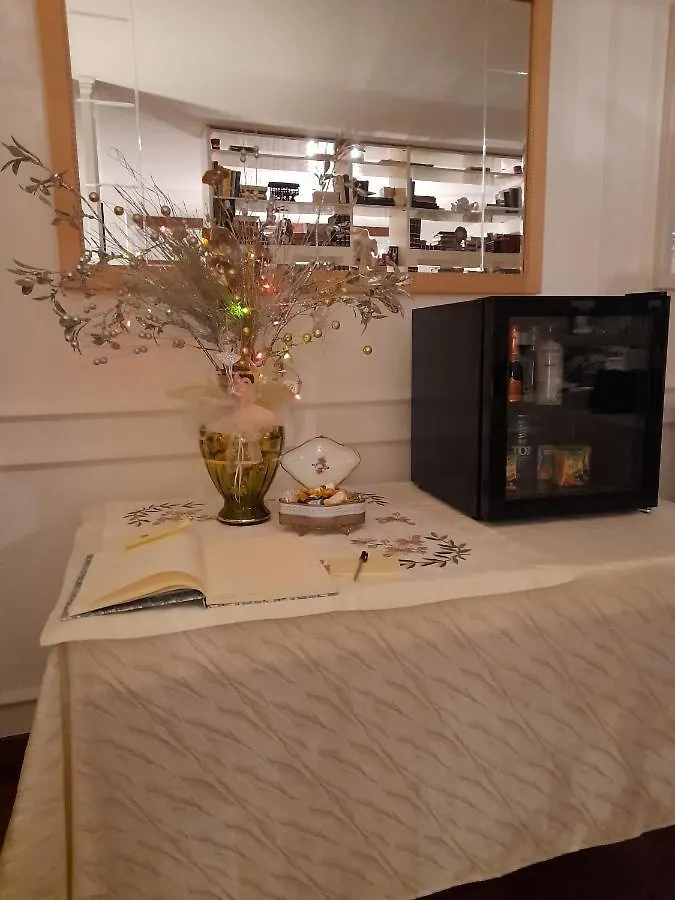 Luxury House B&B Bassano del Grappa 0*,  Italia